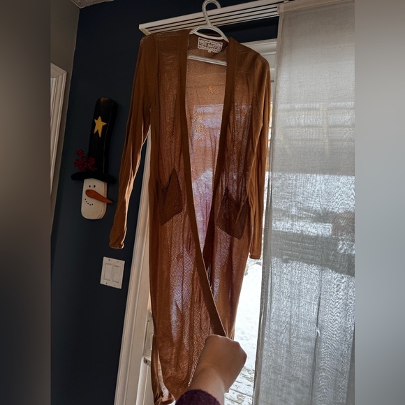 Like new condition. Beautiful long cardigan - I just never reach for it - Picture 2 of 11